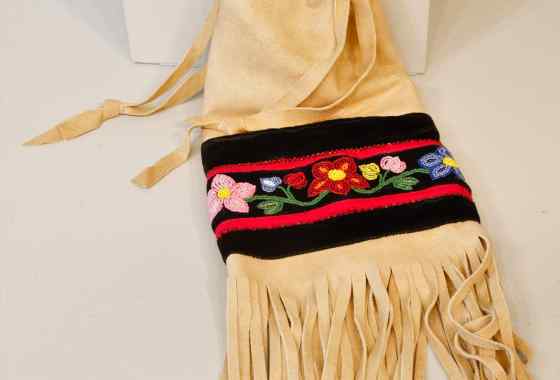 Cheryl White - Pipe Bag - Traditional Ojibwe